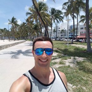 Meet your Posher, Corbin